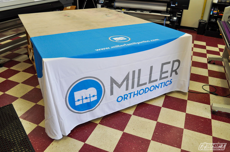 Miller-Orthodontics-Table-Throw